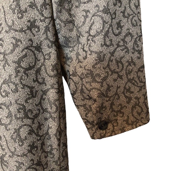 Halston Long Full button Jacket and Skirt Suit Women's Size 6 - Picture 8 of 14